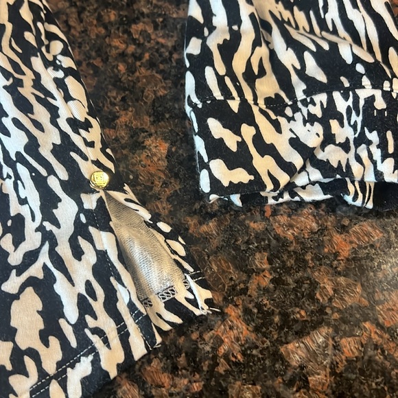 Liz Claiborne extra large top - Picture 3 of 3